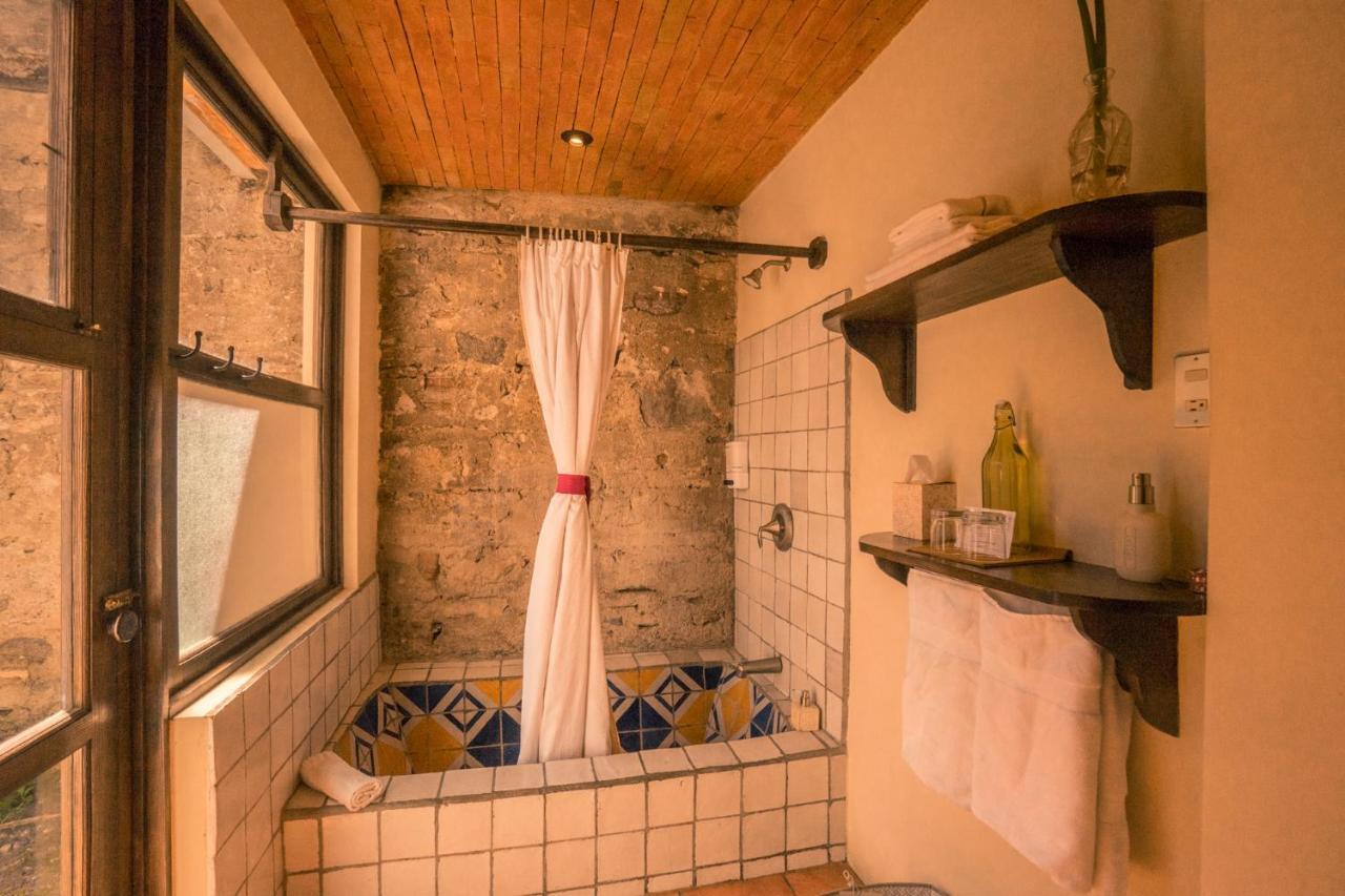 Hotel Sor Juana Antigua Exteriör bild