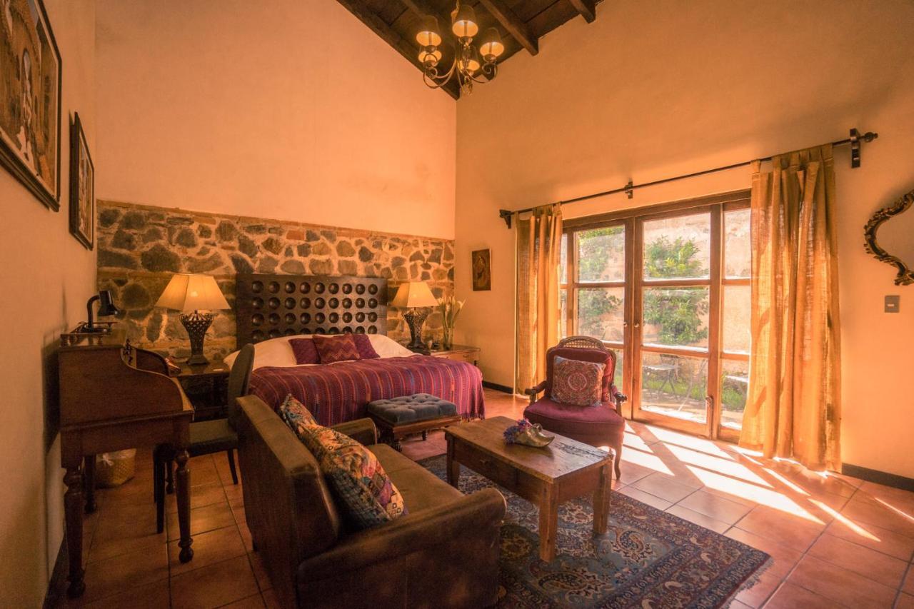 Hotel Sor Juana Antigua Exteriör bild